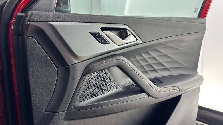 MG HS 1.5 T-GDI Trophy 5dr Petrol Hatchback